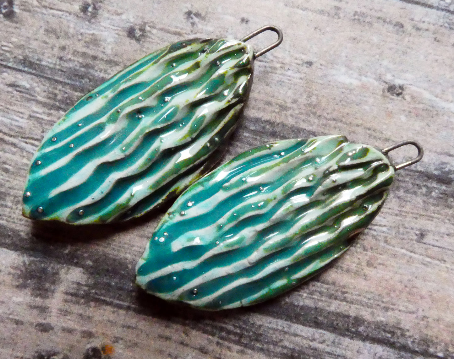 Ceramic Silvery Wave Textured Charms - China Sea