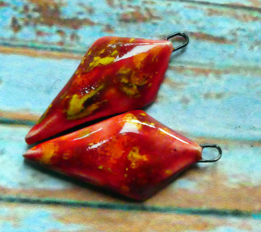 Ceramic Faceted Long Diamond Charms - Firecracker