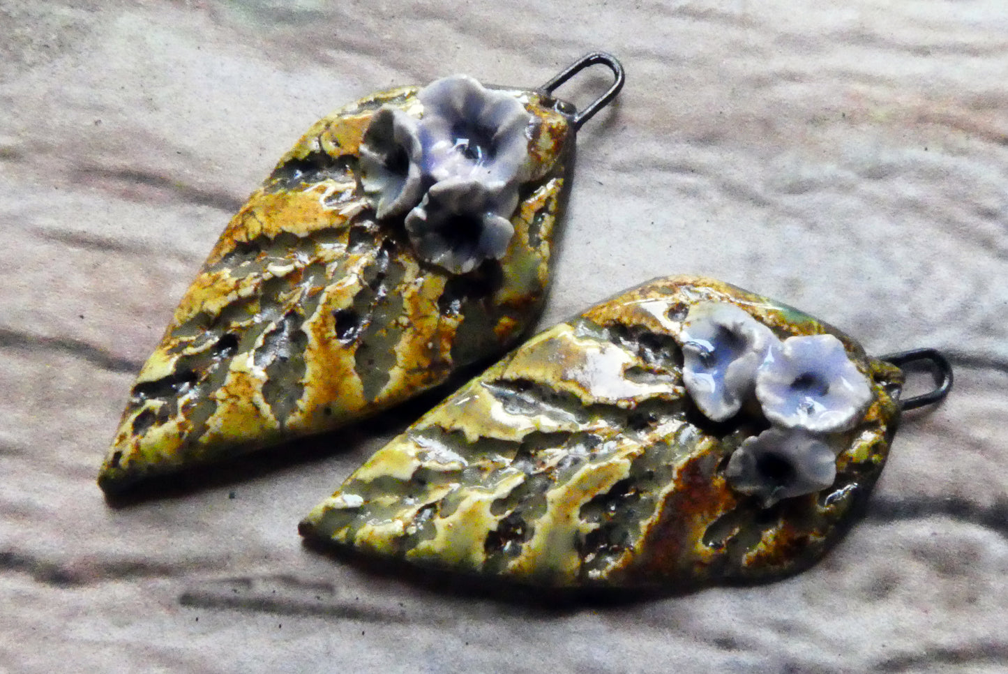 Ceramic Evergreen Leaf and Flowers Charms - Purple Reign