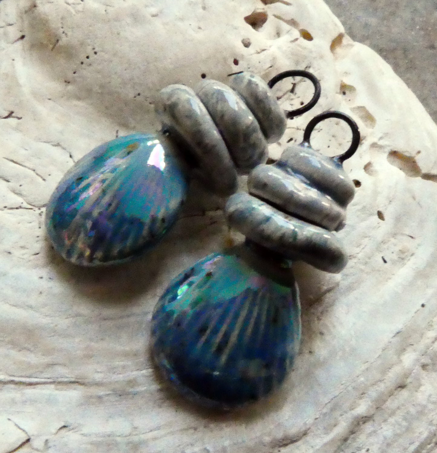 Ceramic Lustrous Pebble and Shell Charms - Tahiti Grape