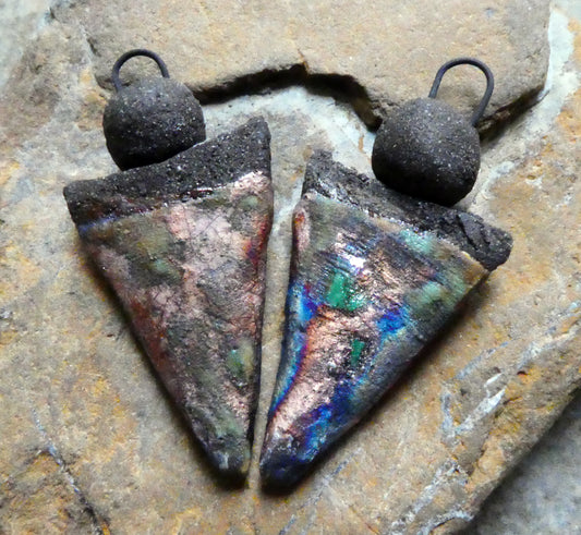 Ceramic Grungy Dagger Charms