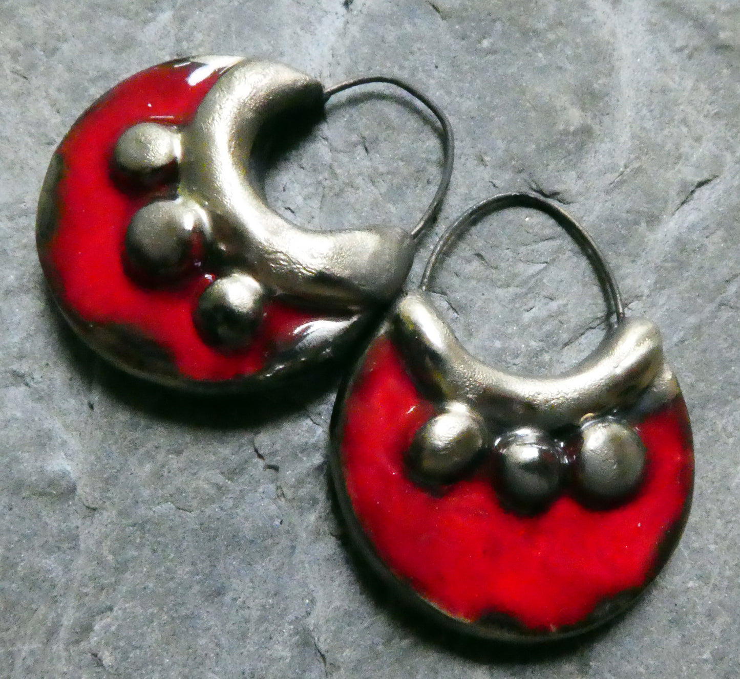 Ceramic Circular Granule Charms - Red
