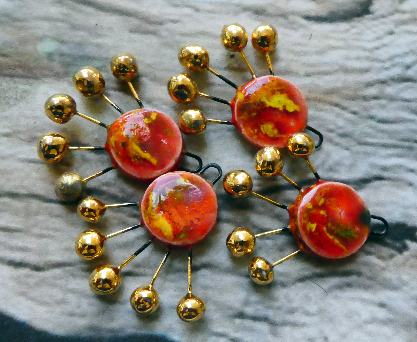 Ceramic Sun Rays Charms - Firecracker
