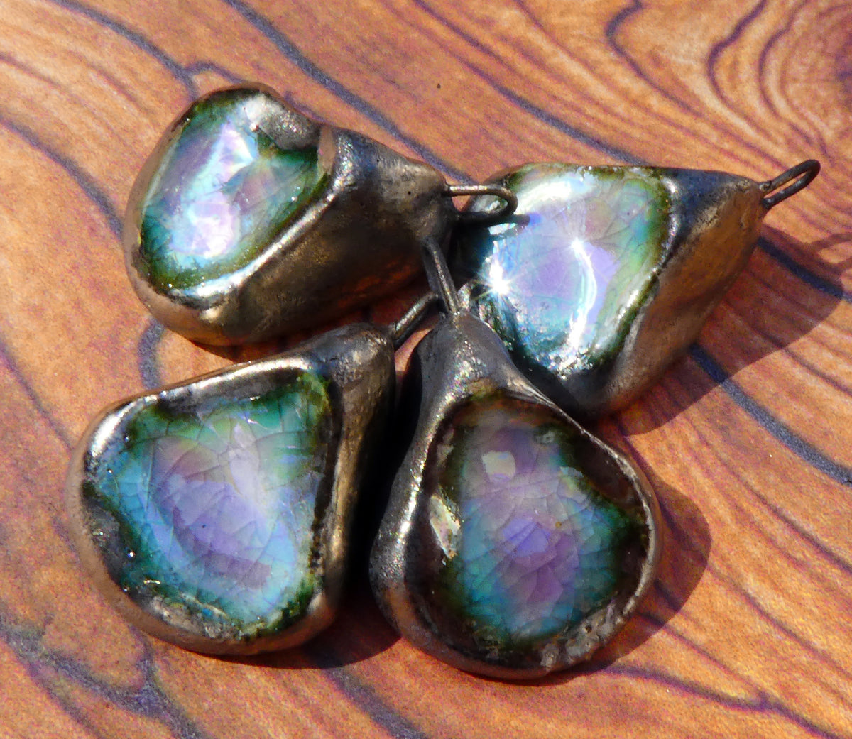 Ceramic Lustrous Shell Belly Charms -Amethyst