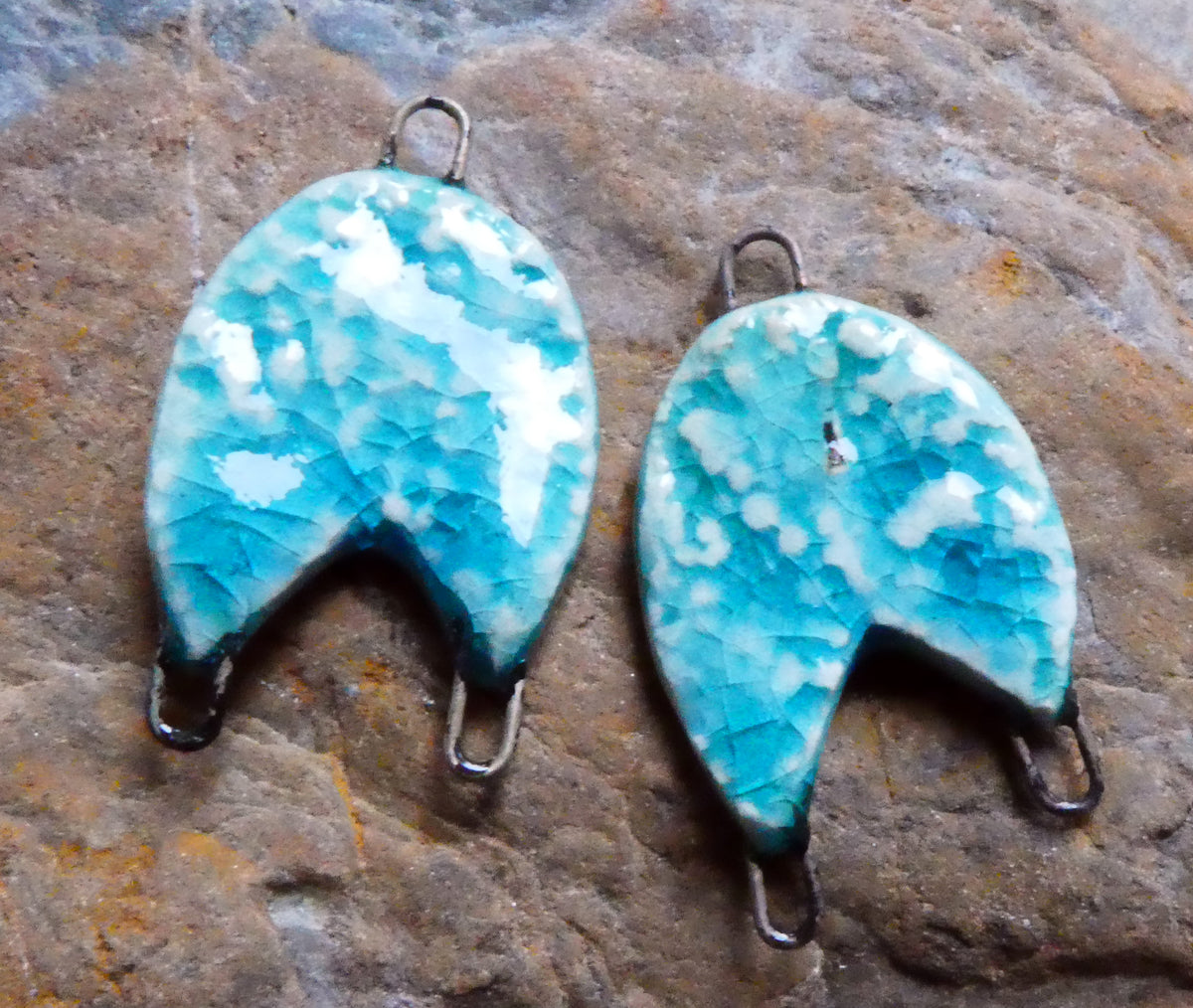 Ceramic Two Hoop Textured Chevron Connectors -Topaz
