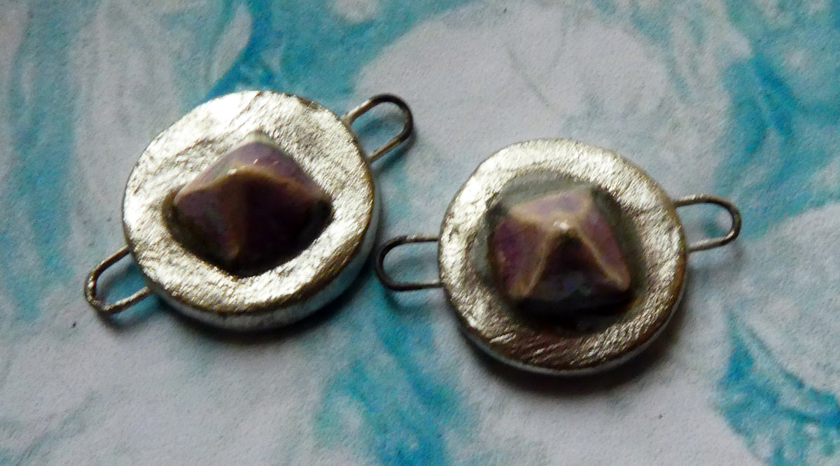 Ceramic Lustrous Silvery Gem Connectors- Amethyst