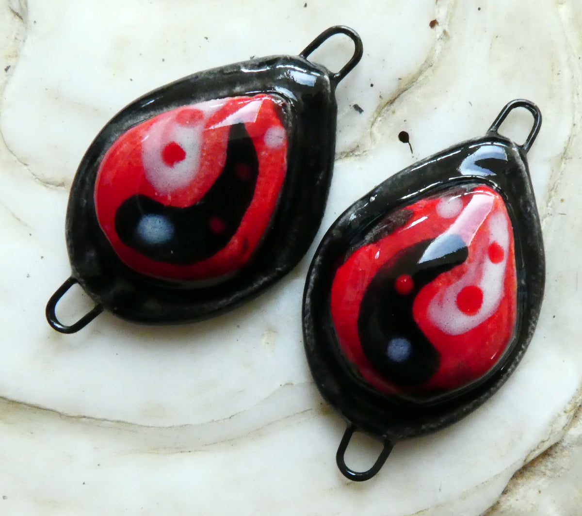 Ceramic Teardrop Moulded Connectors -#2