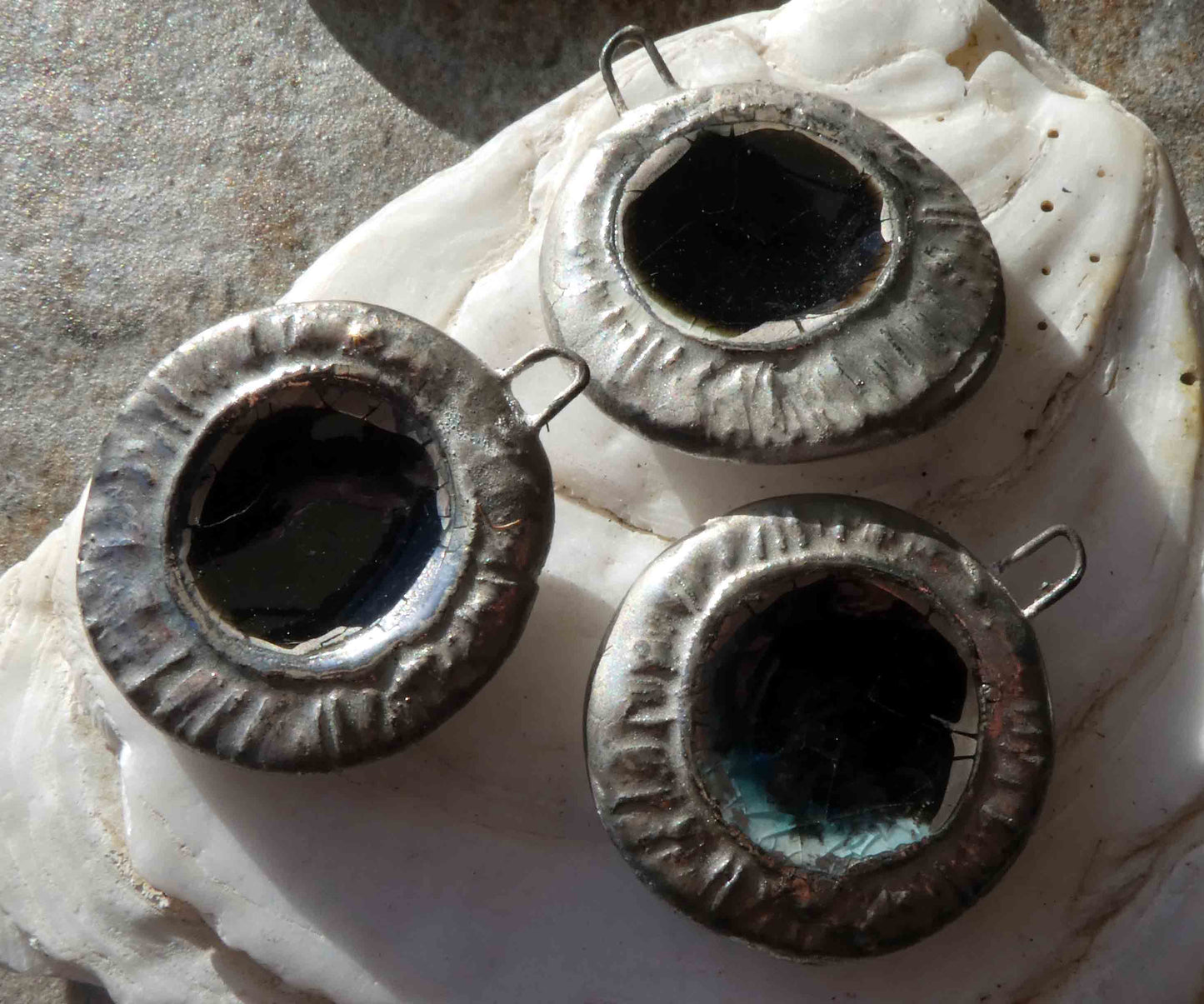 Ceramic Glassy Lustre Mini Pendant #9