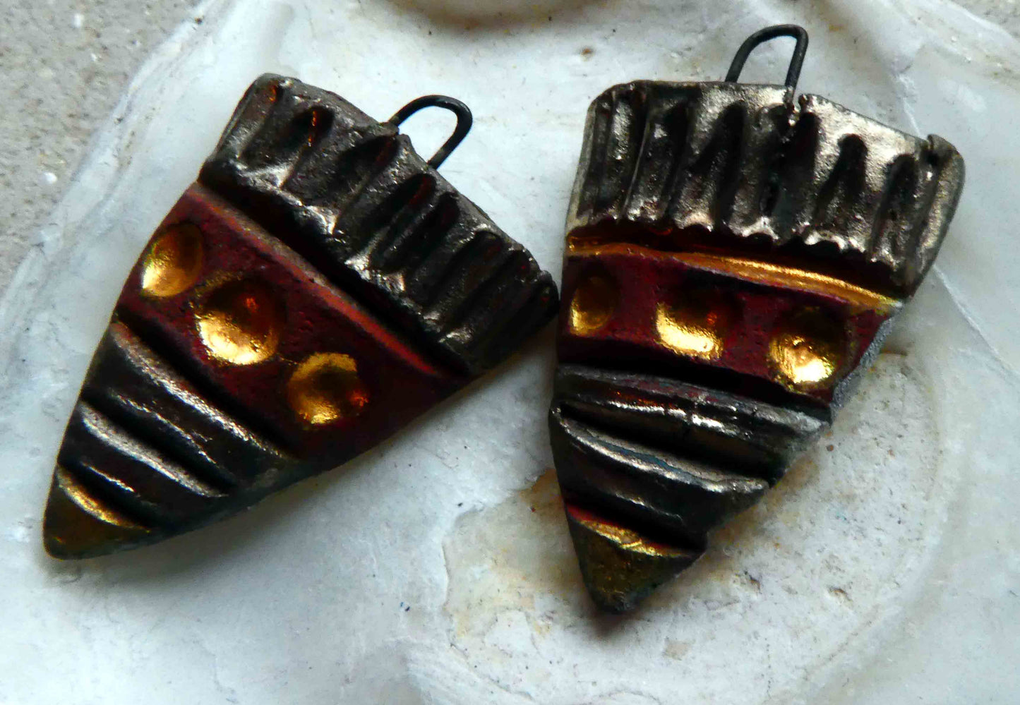 Terracotta Textured Shields with Gold and Platinum Lustre -#1