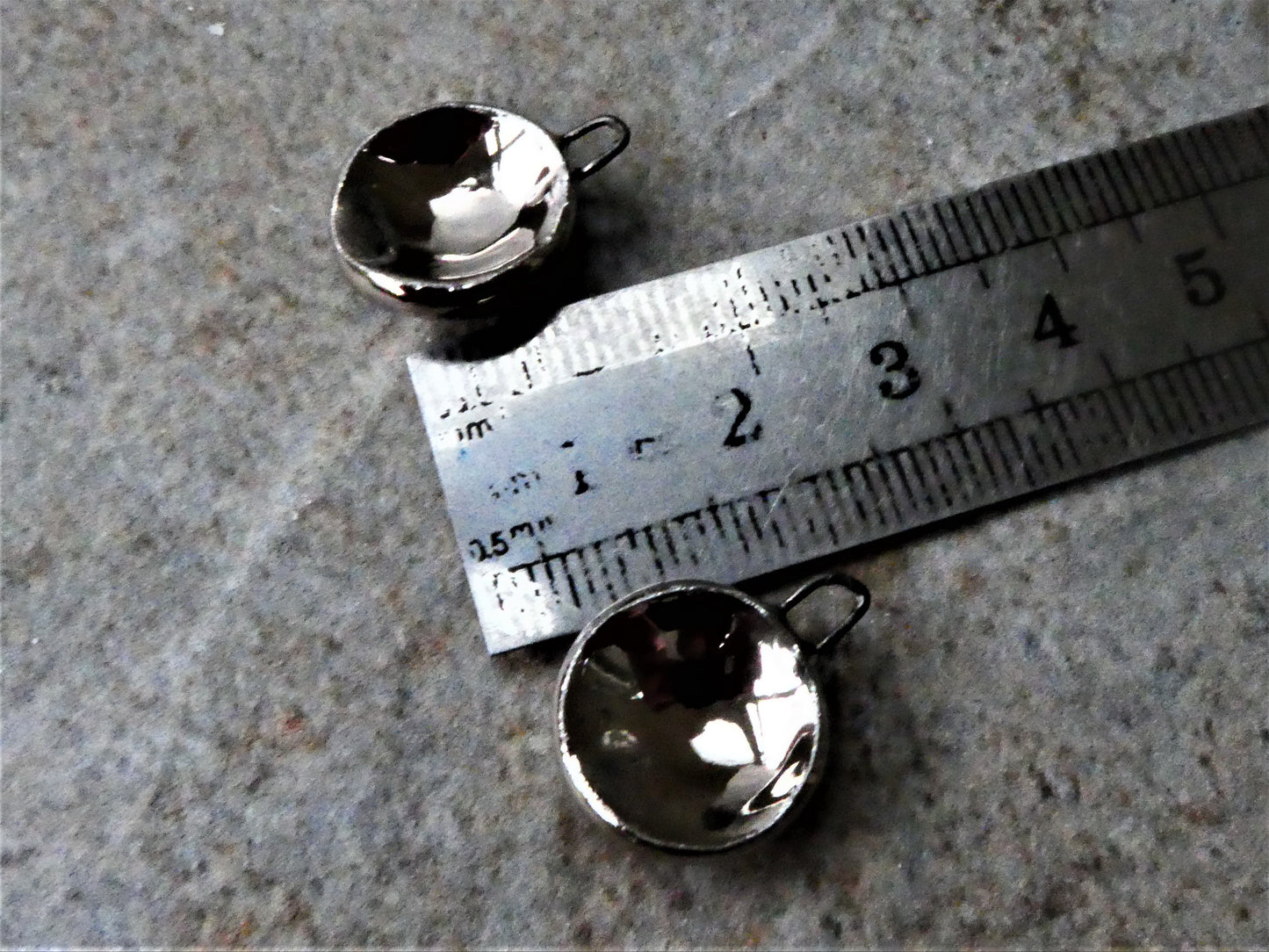 Ceramic Little Drops -Cups -Platinum Lustre