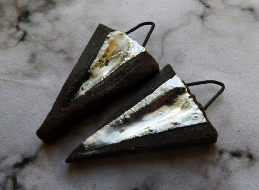 Ceramic Metallic Black Dagger Charms