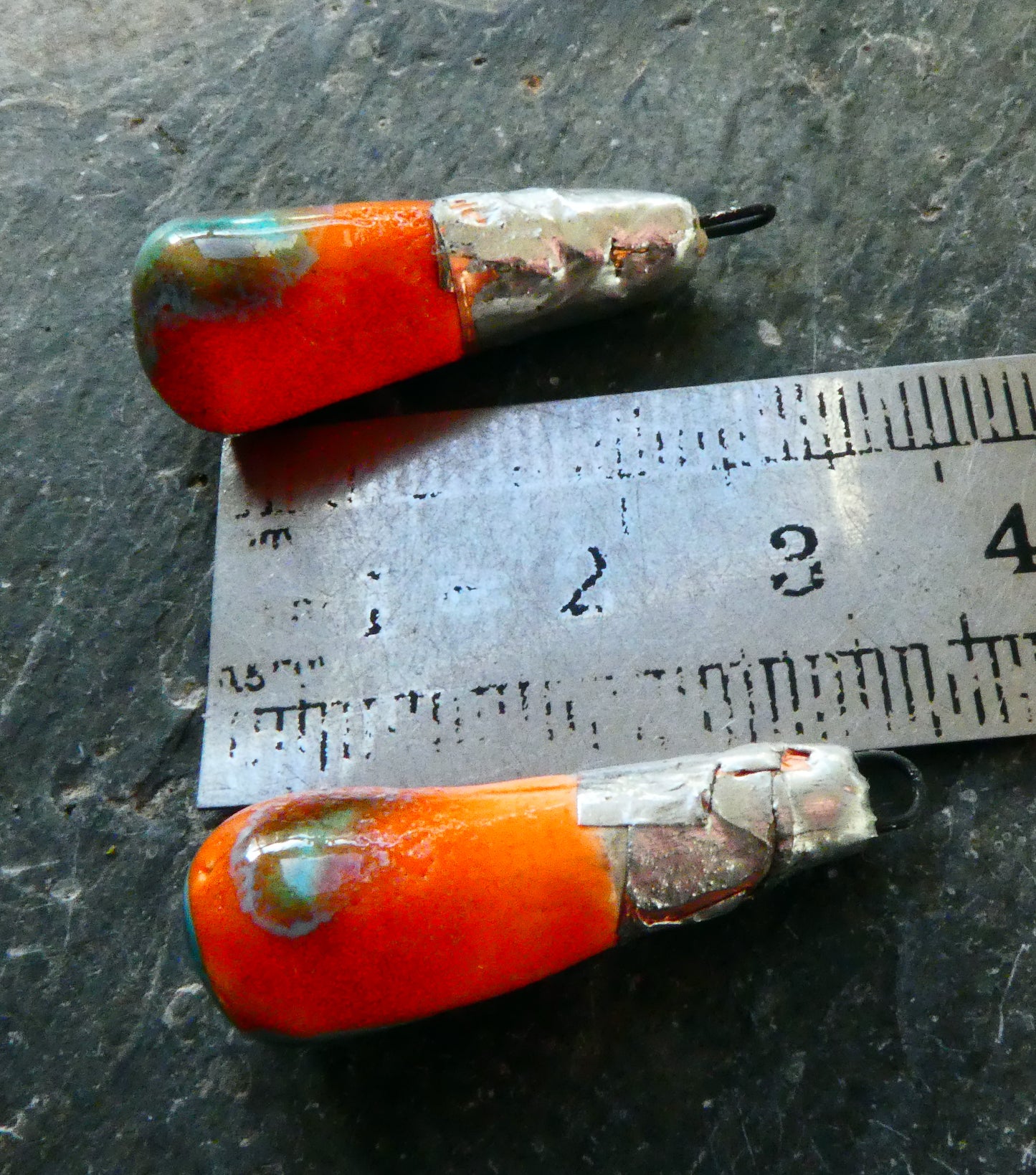 Ceramic Metallic Baton Charms - Vermillion Sunburst