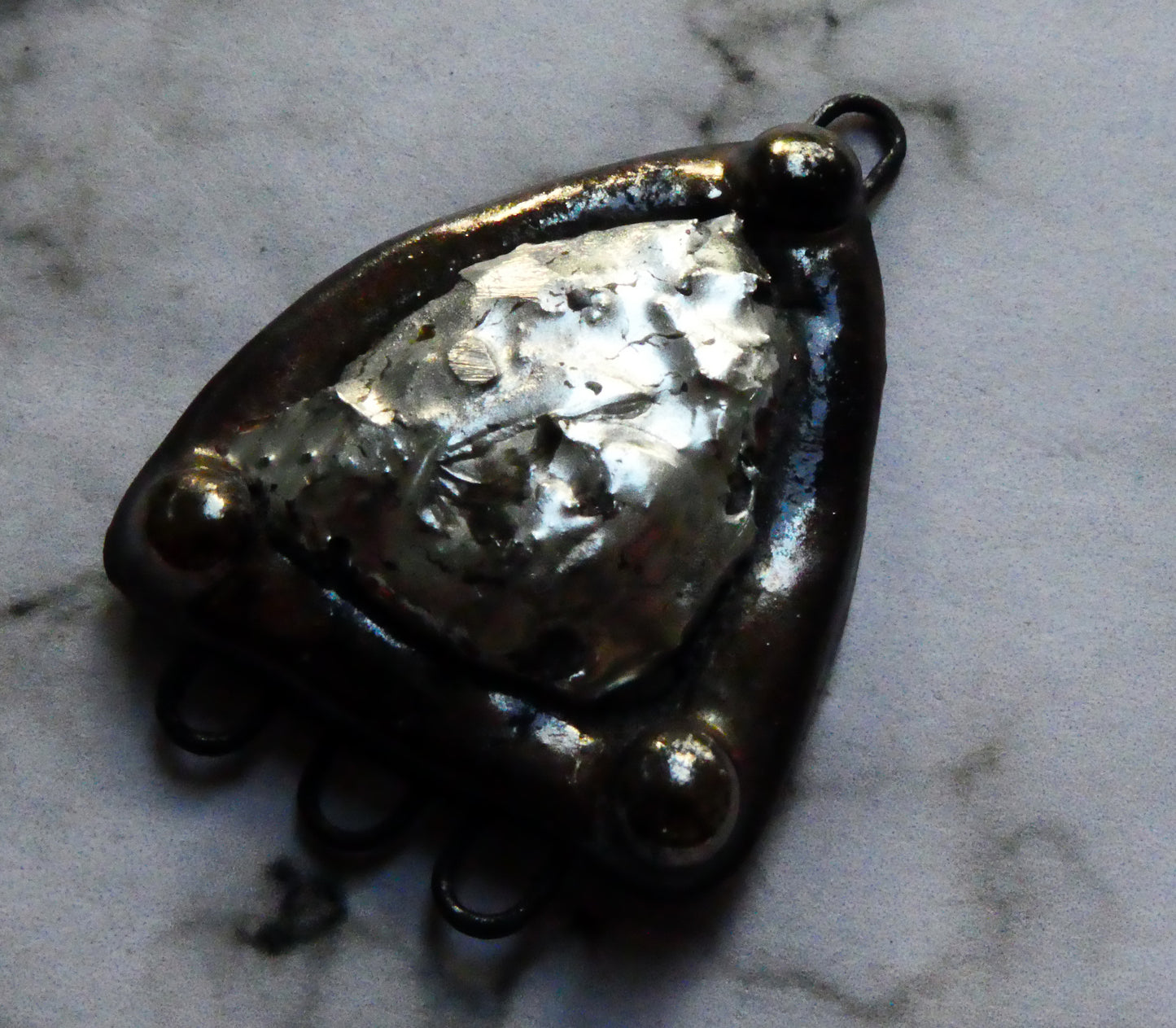 Ceramic Metallic Knobbly Arch Connector Pendant
