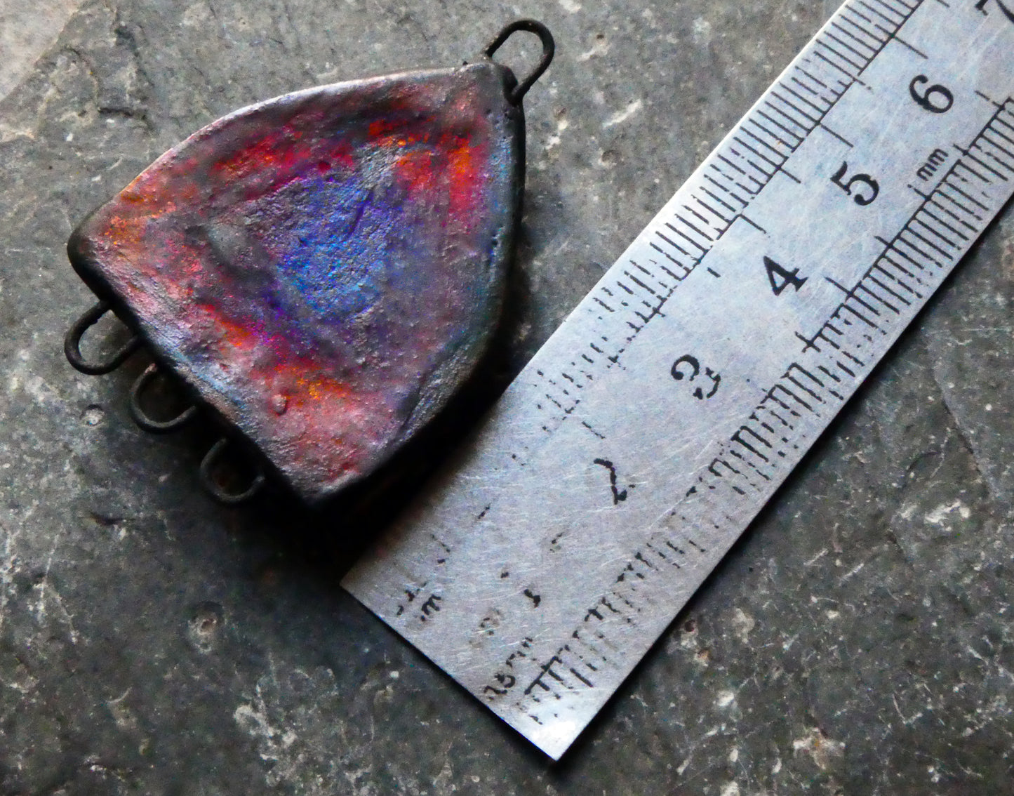 Ceramic Metallic Knobbly Arch Connector Pendant