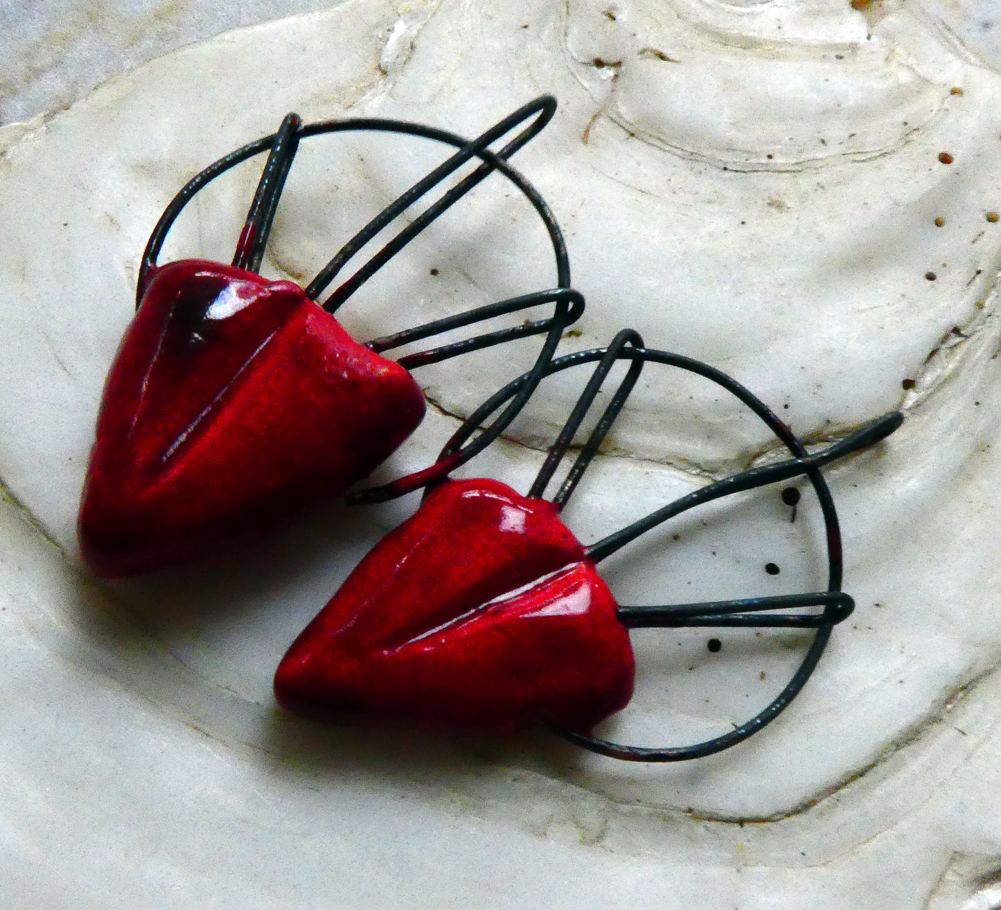 Ceramic Hoopy Triangle Earring Charms - Red