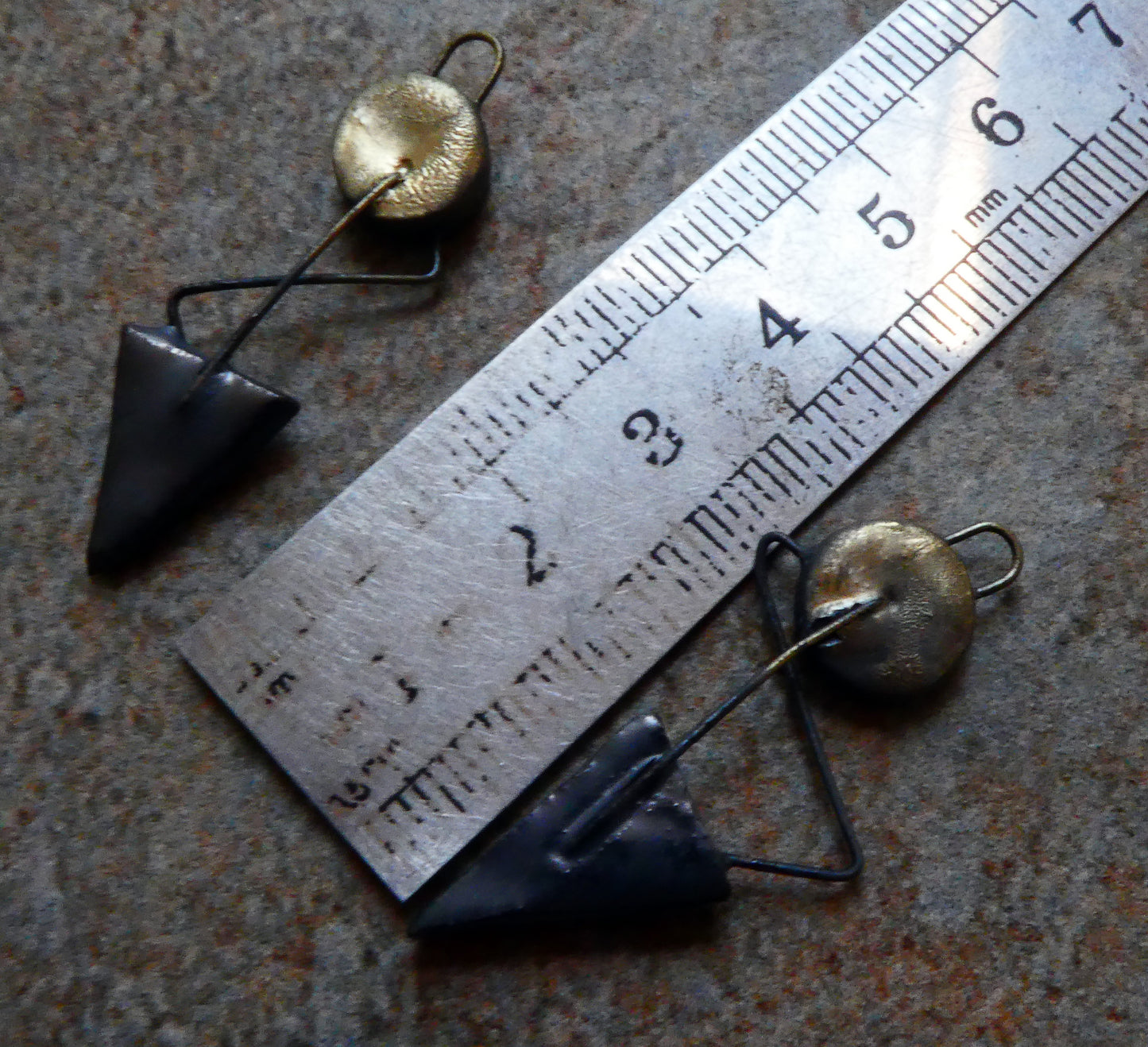 Ceramic Stapled Triangle and Disc Earring Connectors - Pewter