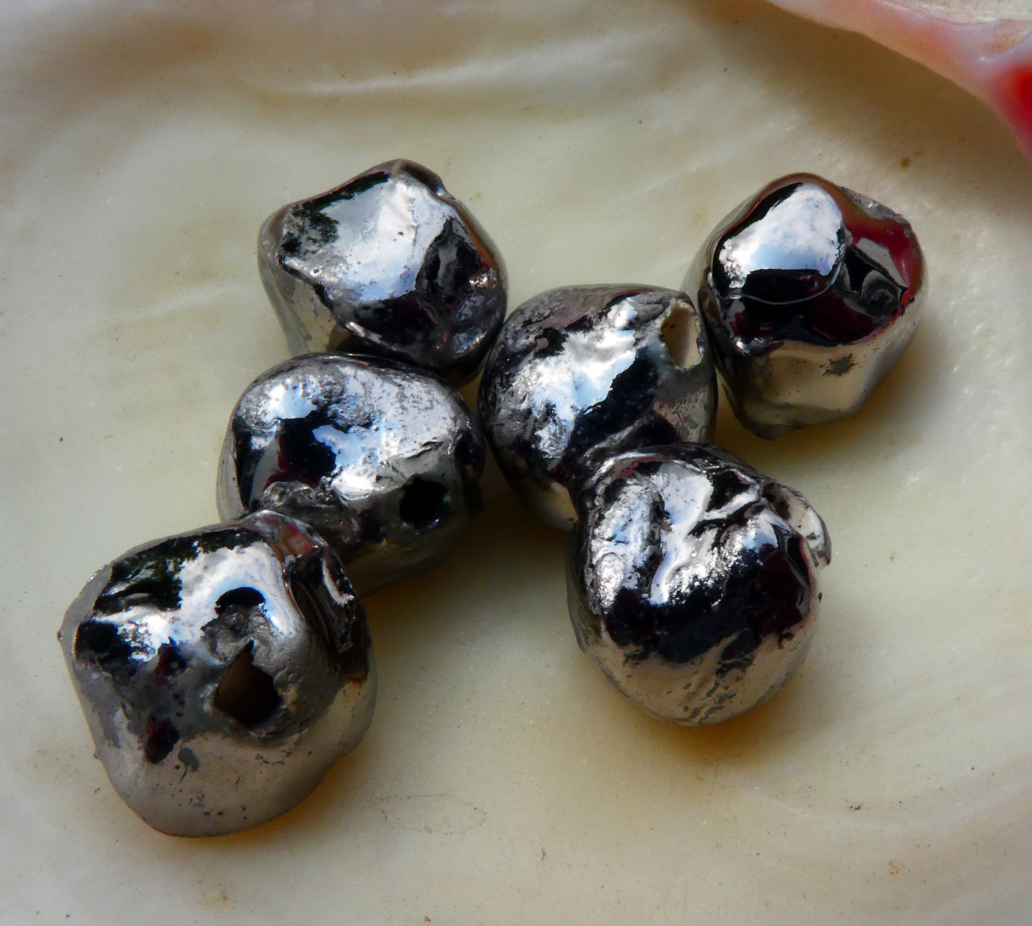 Ceramic Little Nugget Beads - Platinum Lustre