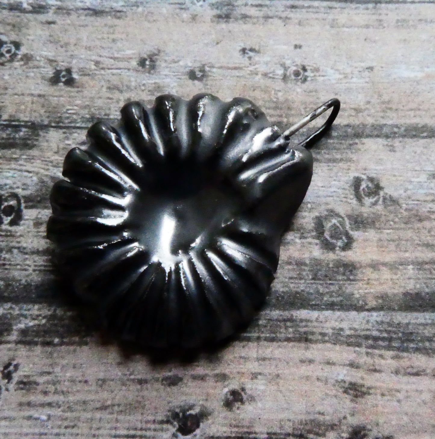 Ceramic Ammonite Pendant - Pewter