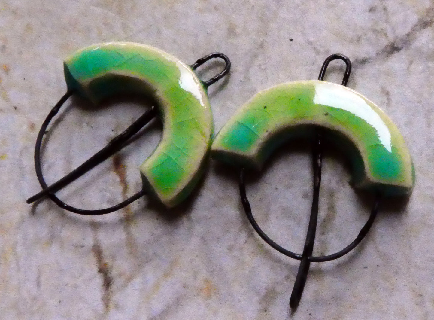 Ceramic Semi Circle Earring Connectors - Lime