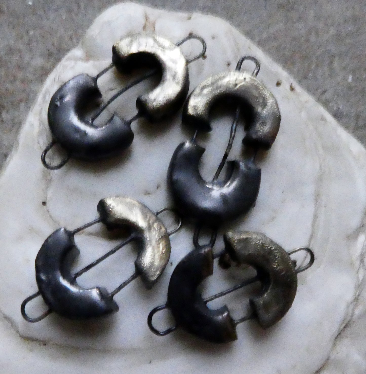 Ceramic Split Semi Circle Earring Connectors - Pewter