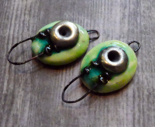 Ceramic Hoopy Rivet Earring Connectors - Lime