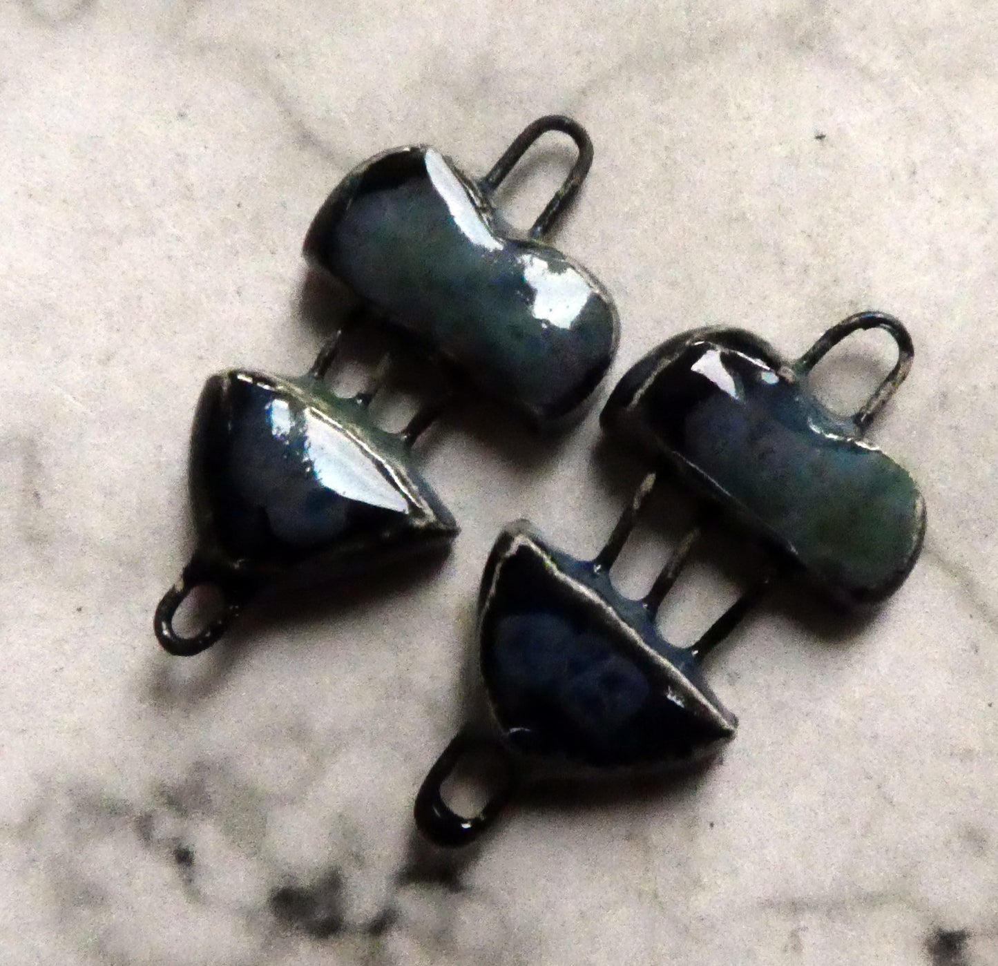 Ceramic Little Heart Earring Connectors- Obsidian