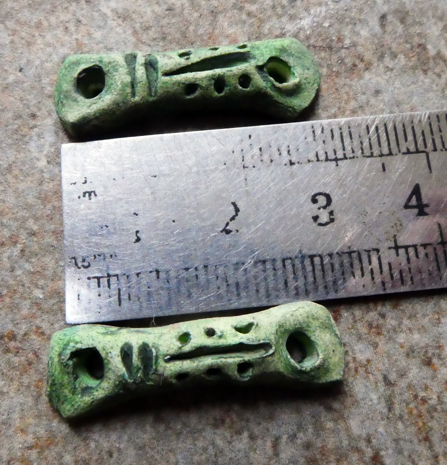 Ceramic Bone Earring Connectors - Green