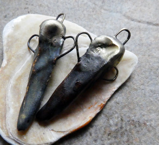 Ceramic Pinched Dagger Earring Connectors -Oxide