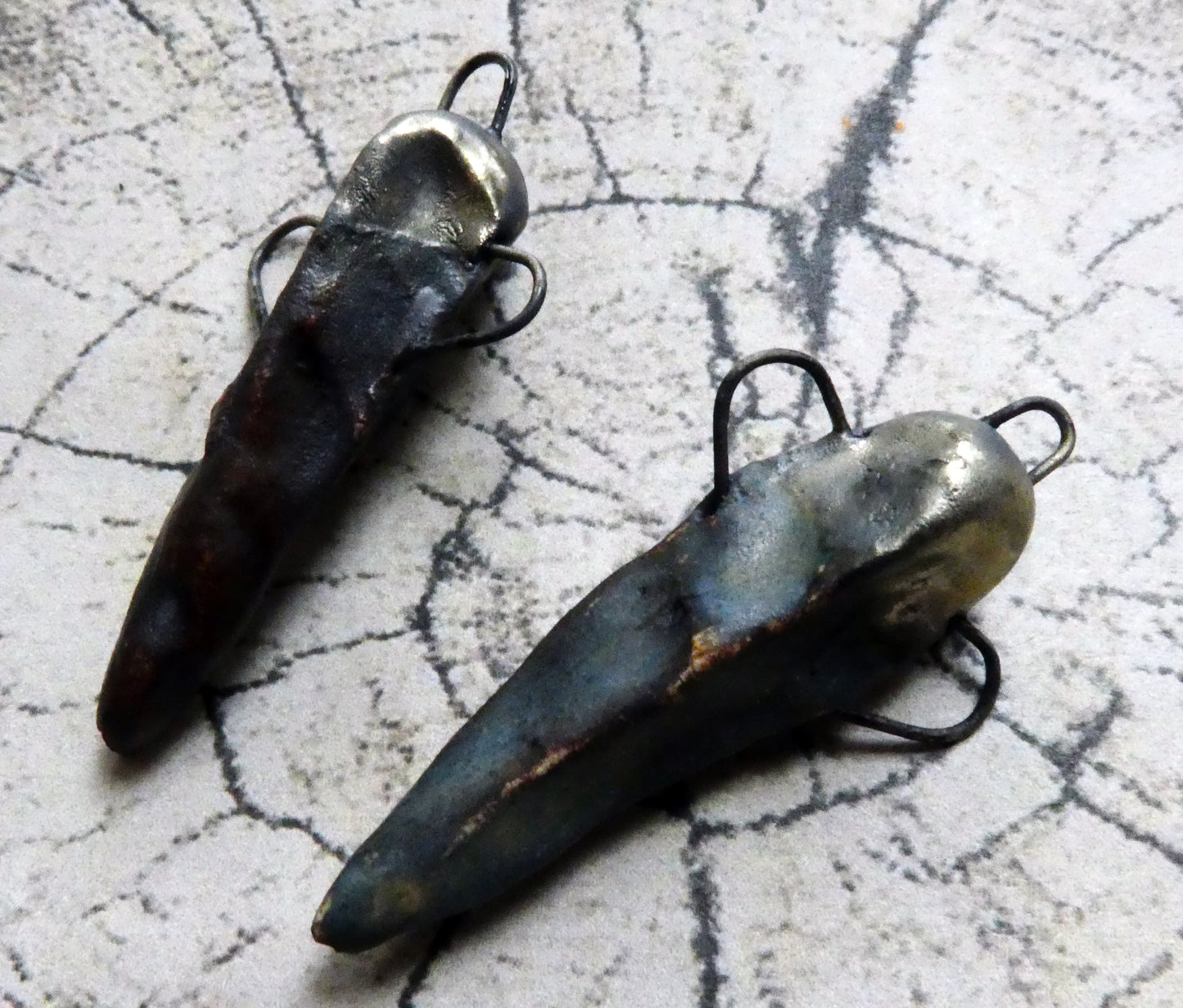 Ceramic Pinched Dagger Earring Connectors -Oxide