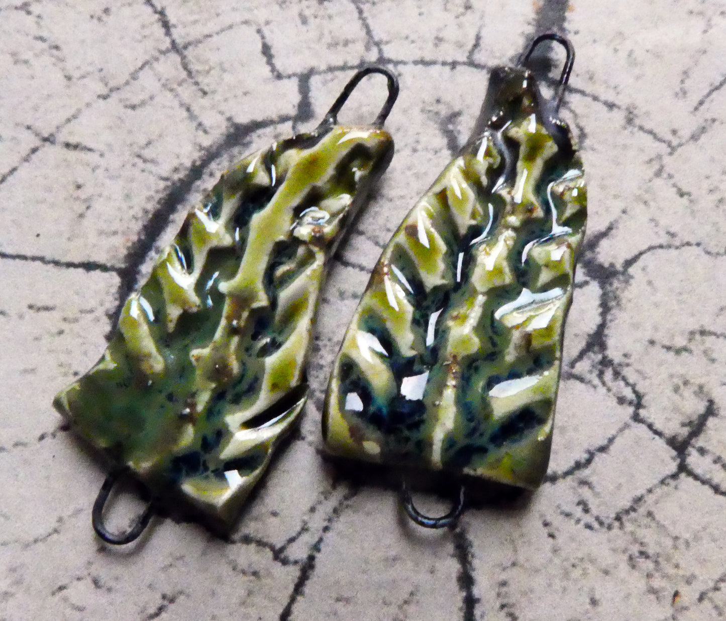 Ceramic Quivering Poplar Tree Earring Connectors - Pagoda