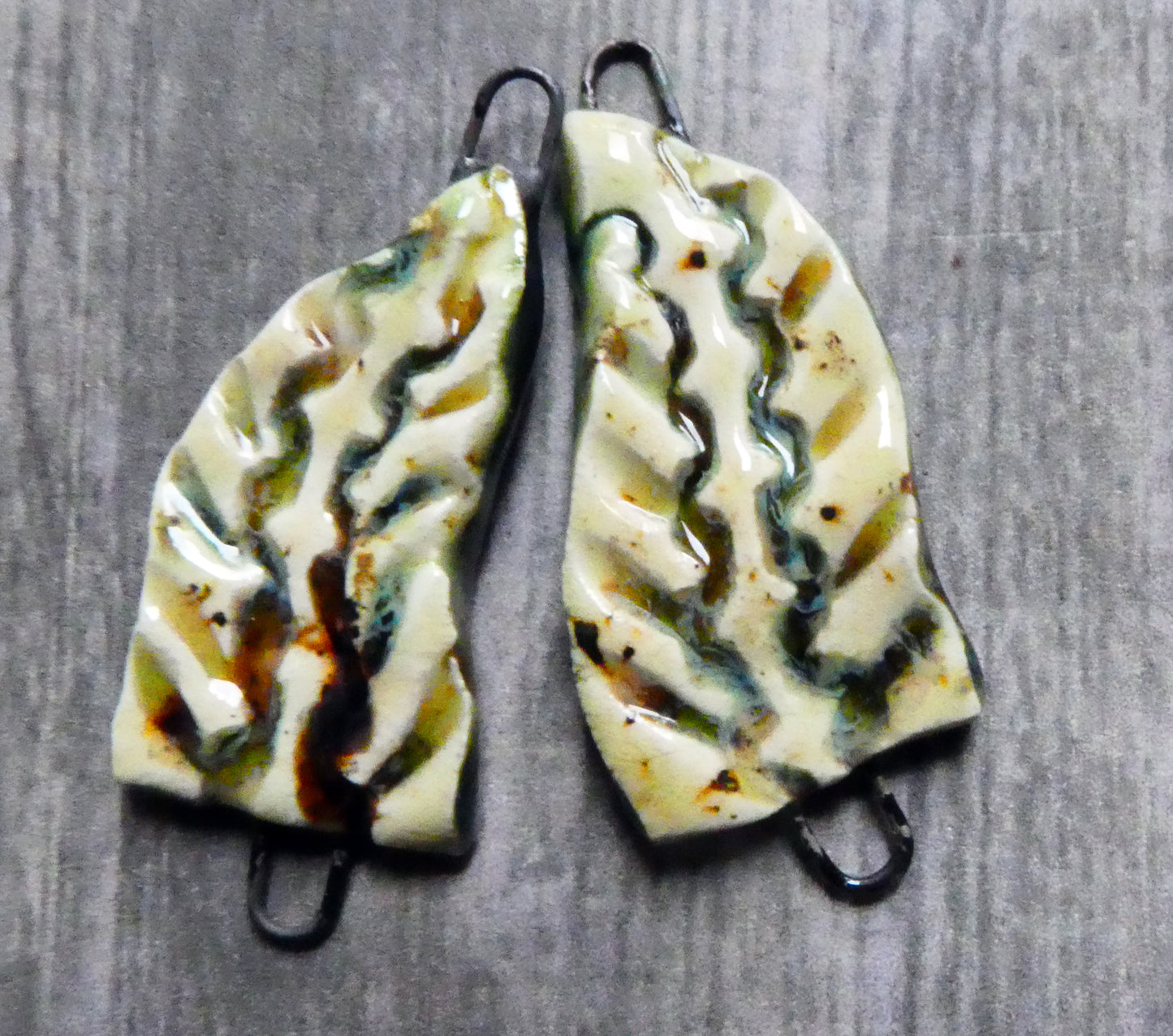 Ceramic Quivering Poplar Tree Earring Connectors - Cappuccino Mint