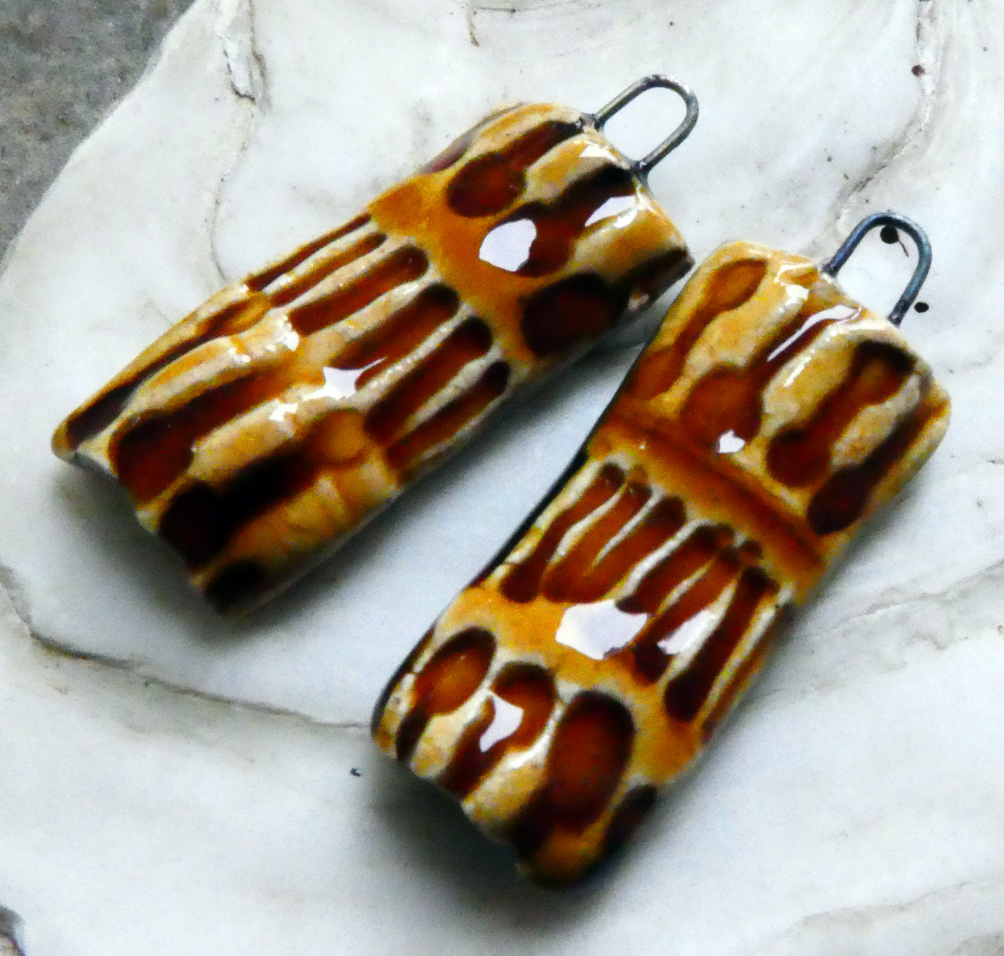 Ceramic Textured Tablet Charms - Cognac