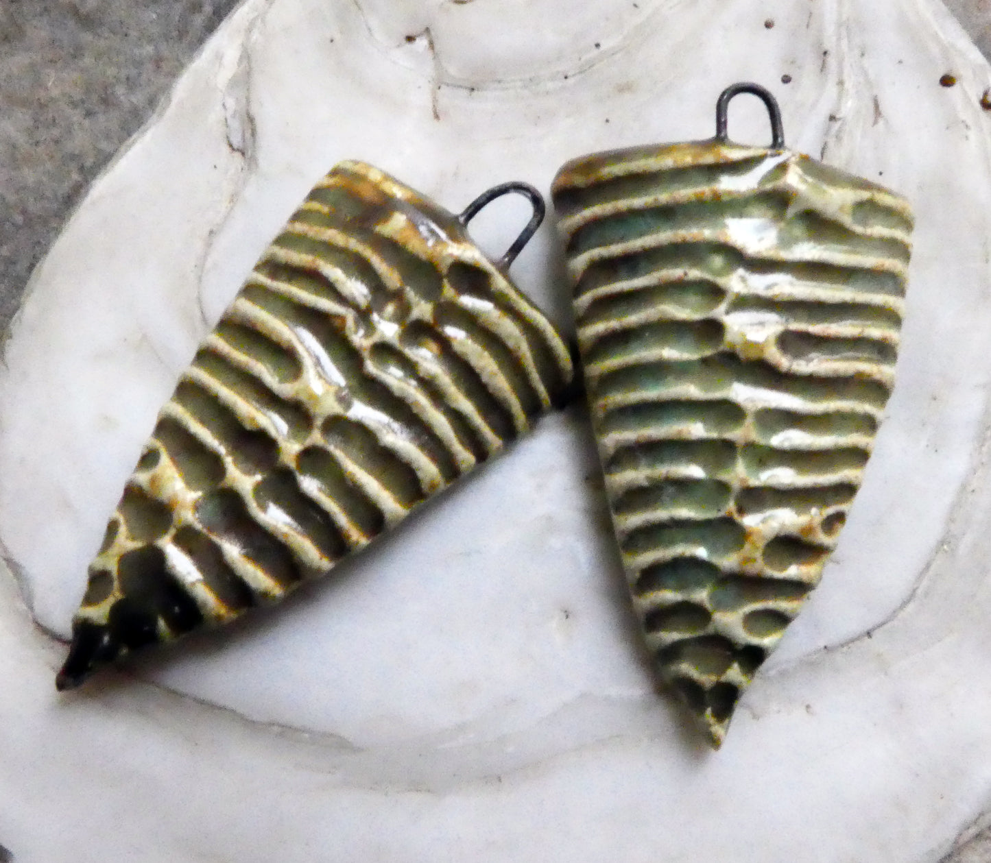 Ceramic Textured Shield Charms - Old Copper