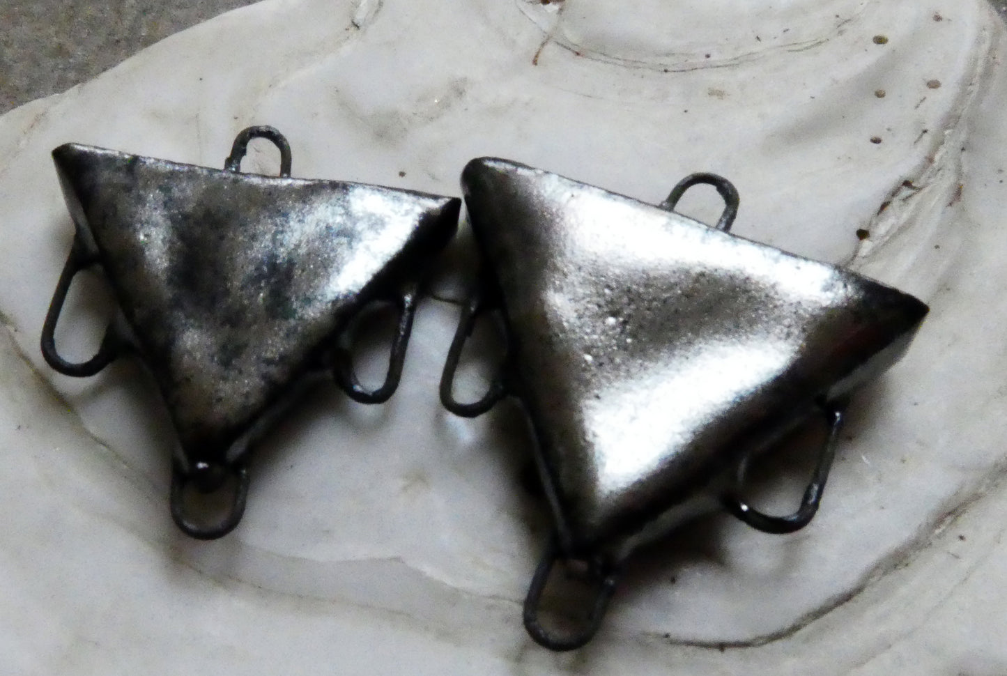 Ceramic Three Hoop Triangle Connectors - Gloria