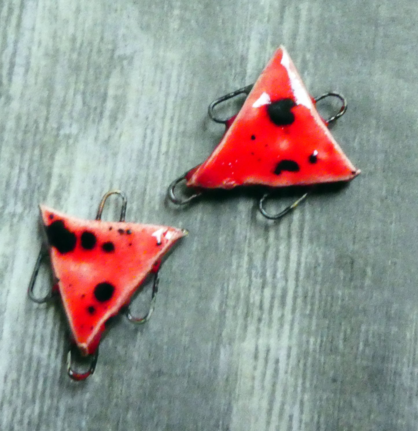 Ceramic Three Hoop Triangle Connectors -Ladybug