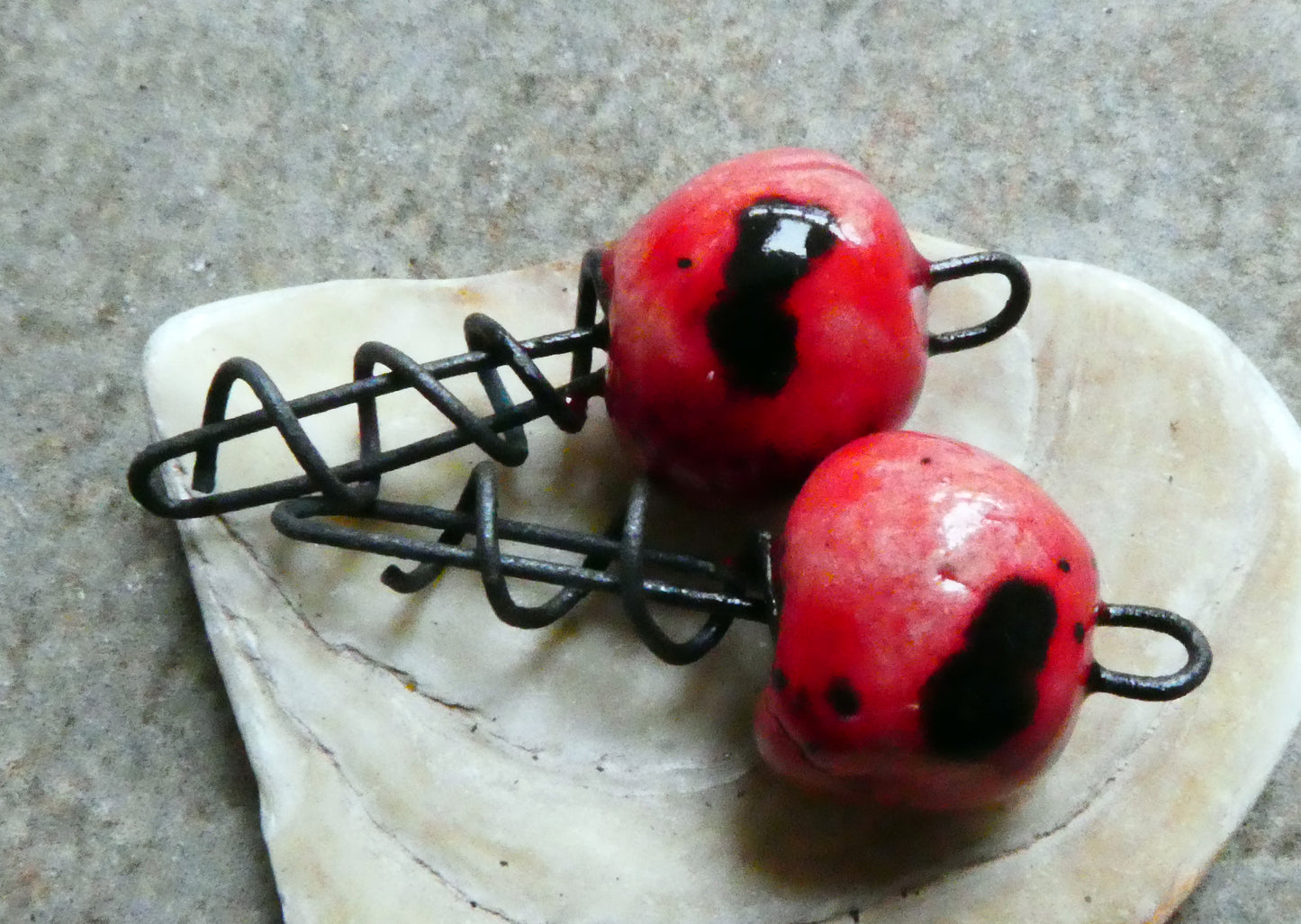 Ceramic Springy Bobble Connectors - Ladybug