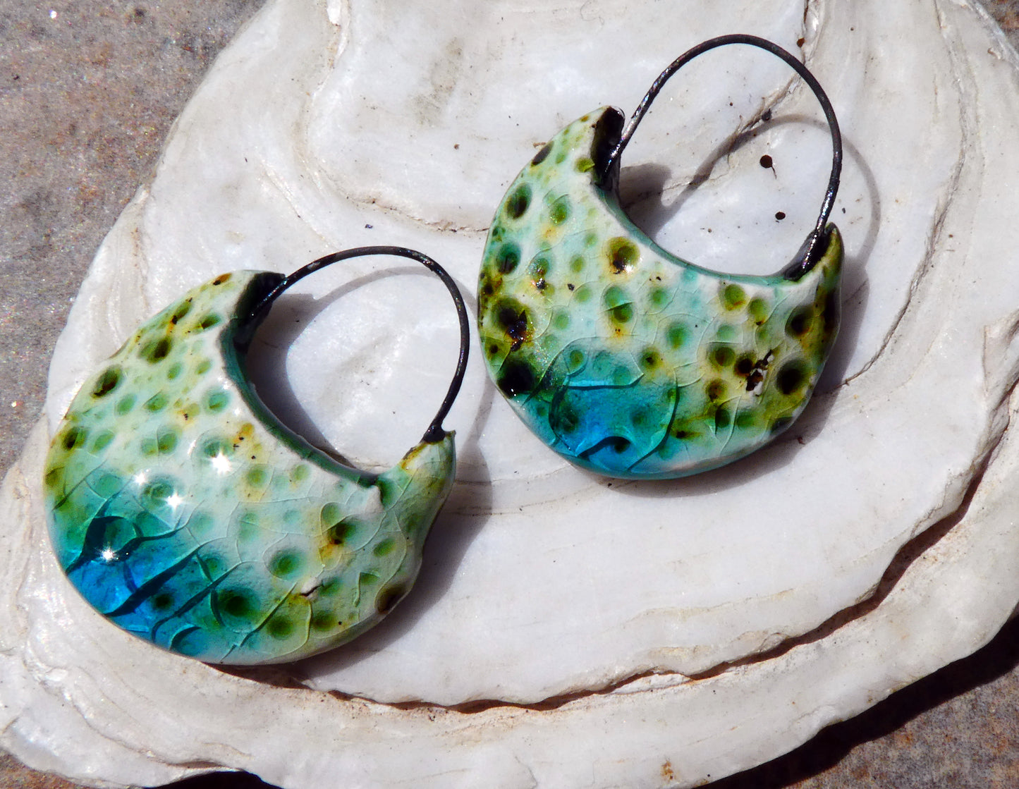 Ceramic Urchin Textured Charms - Turquoise Crackle