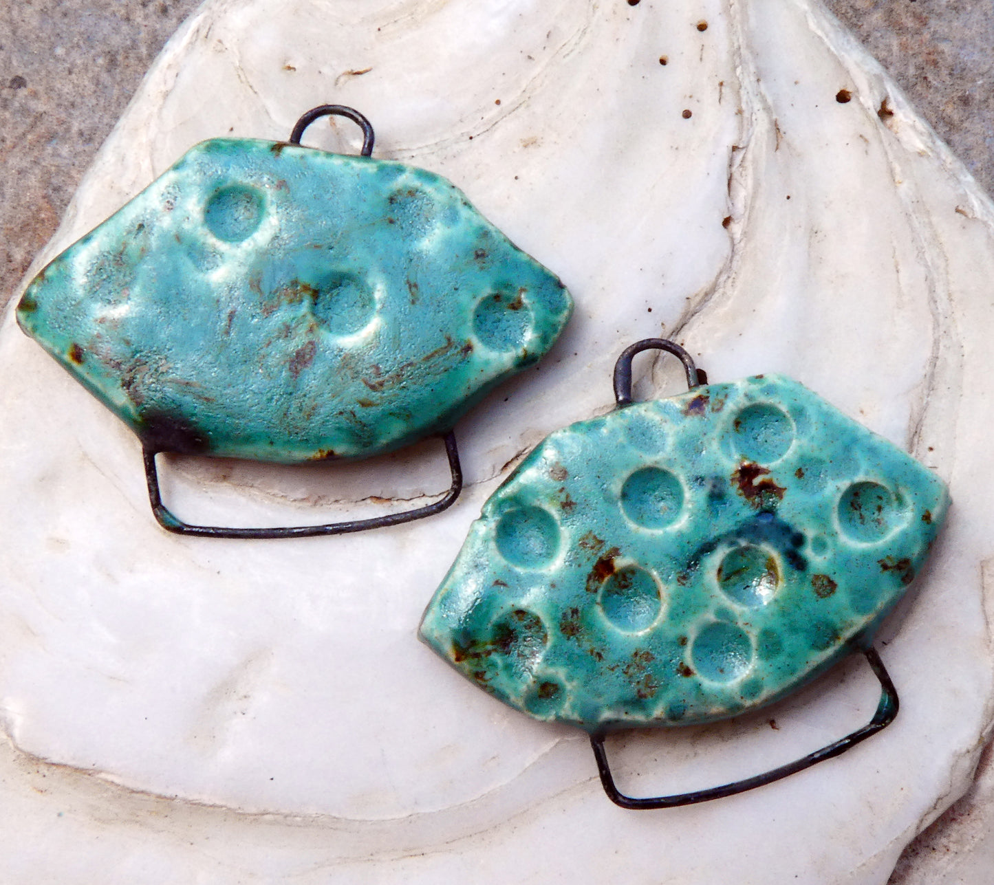 Ceramic Textured Wedge Connectors - Turquoise Speckle