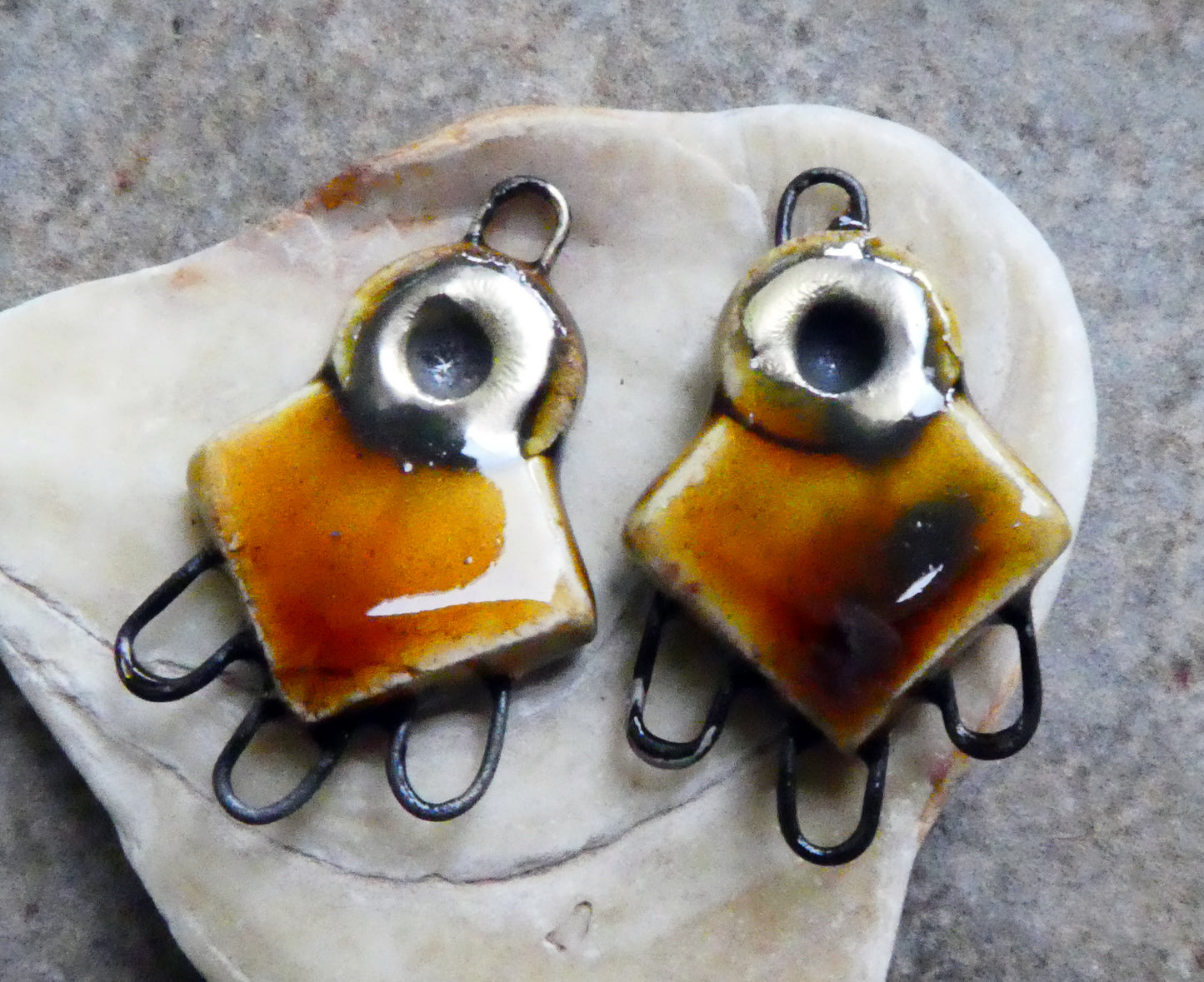 Ceramic Diamond Rivet Earring Connectors -Cognac