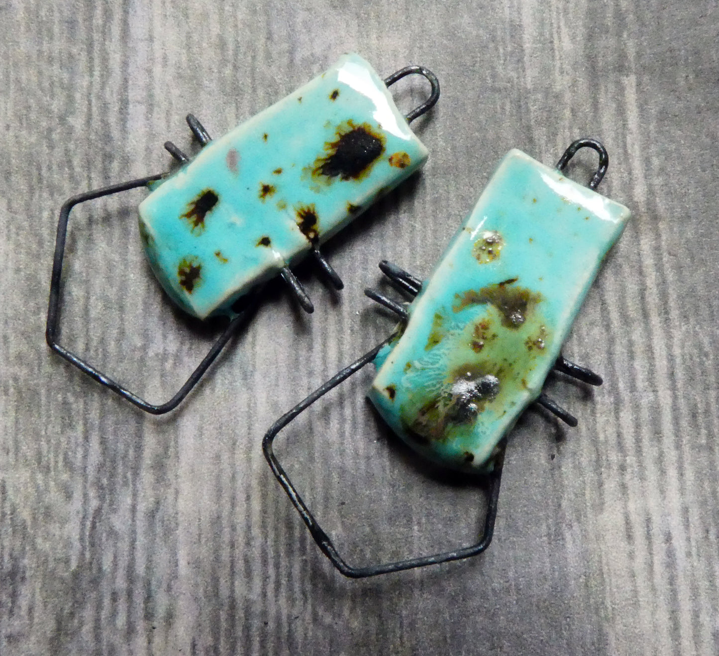 Ceramic Tablet Earring Connectors -Blue Guppy