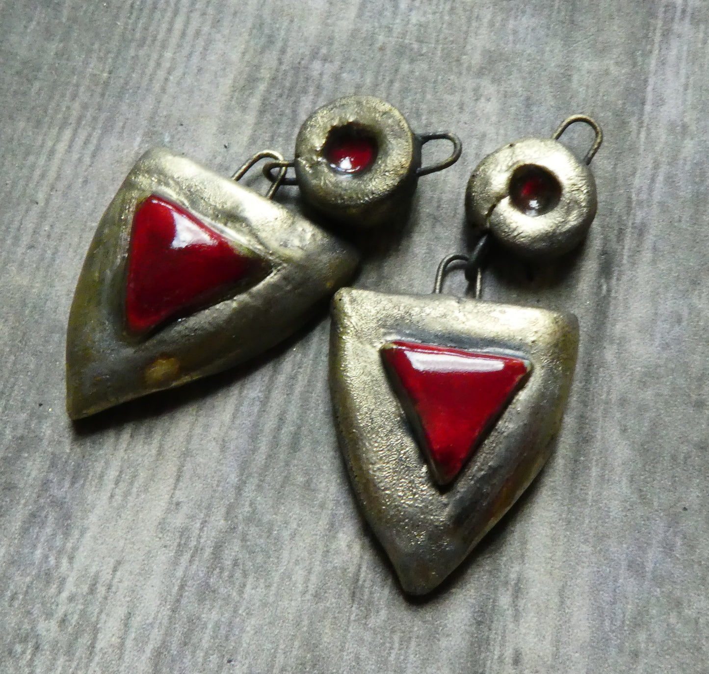 Ceramic Bronzy Moulded Shield Dangles -Red