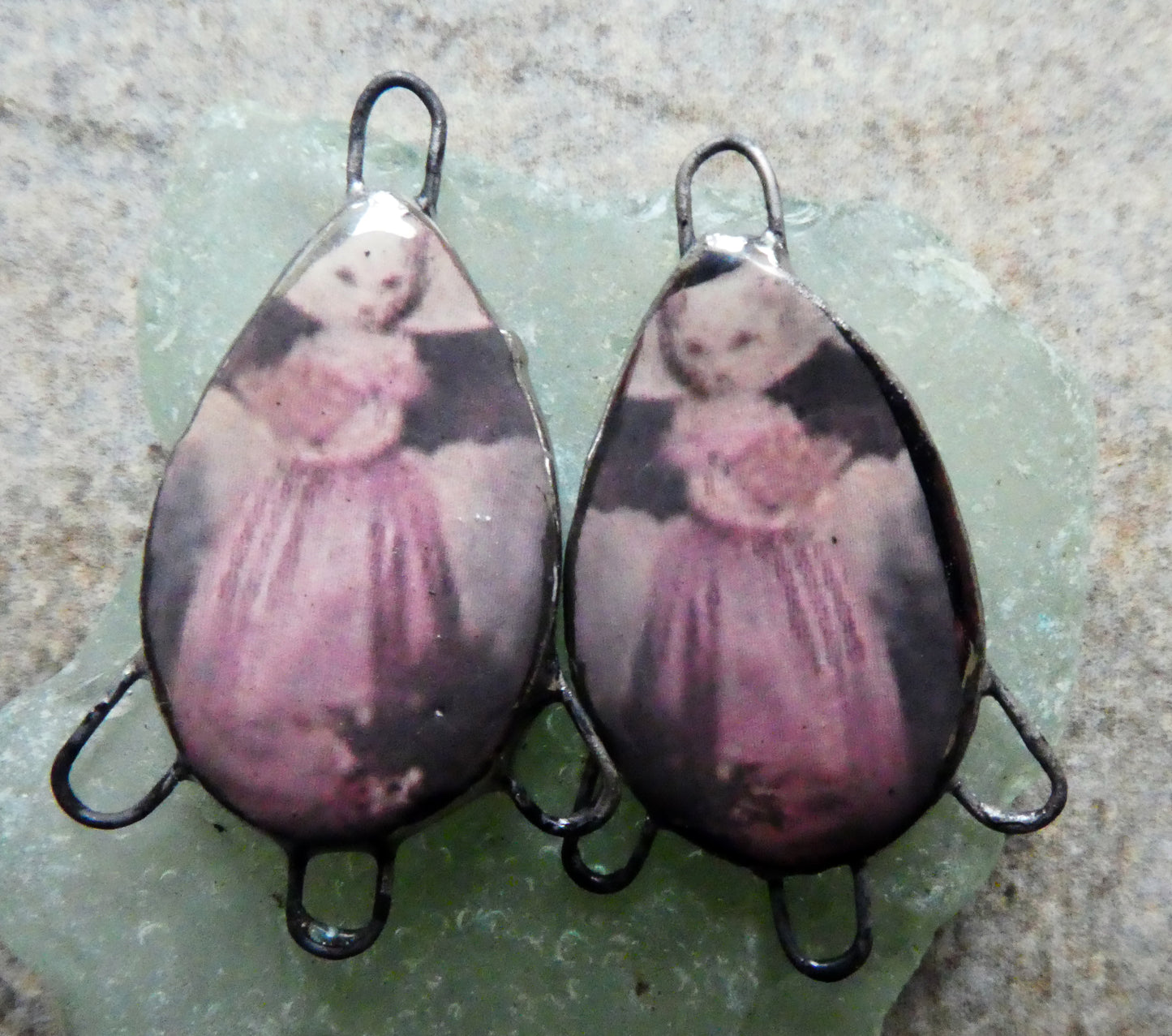 Ceramic Spooky Cat Decal Earring Connectors #2