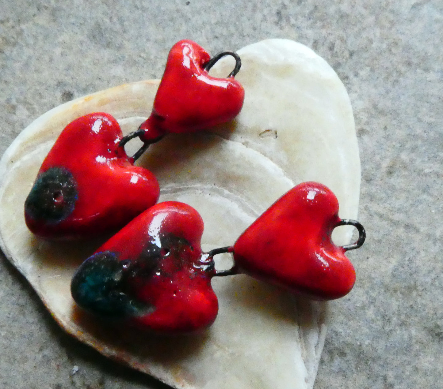 Ceramic Double Heart Dangles - Ladybird