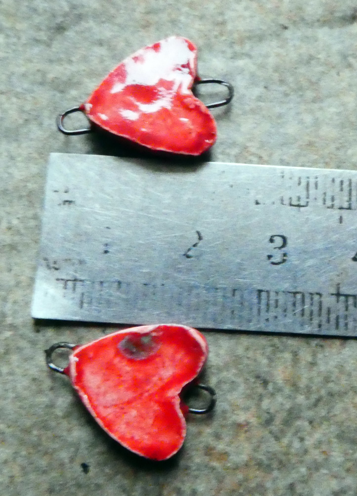 Ceramic Little Textured Heart Connectors - Ladybird