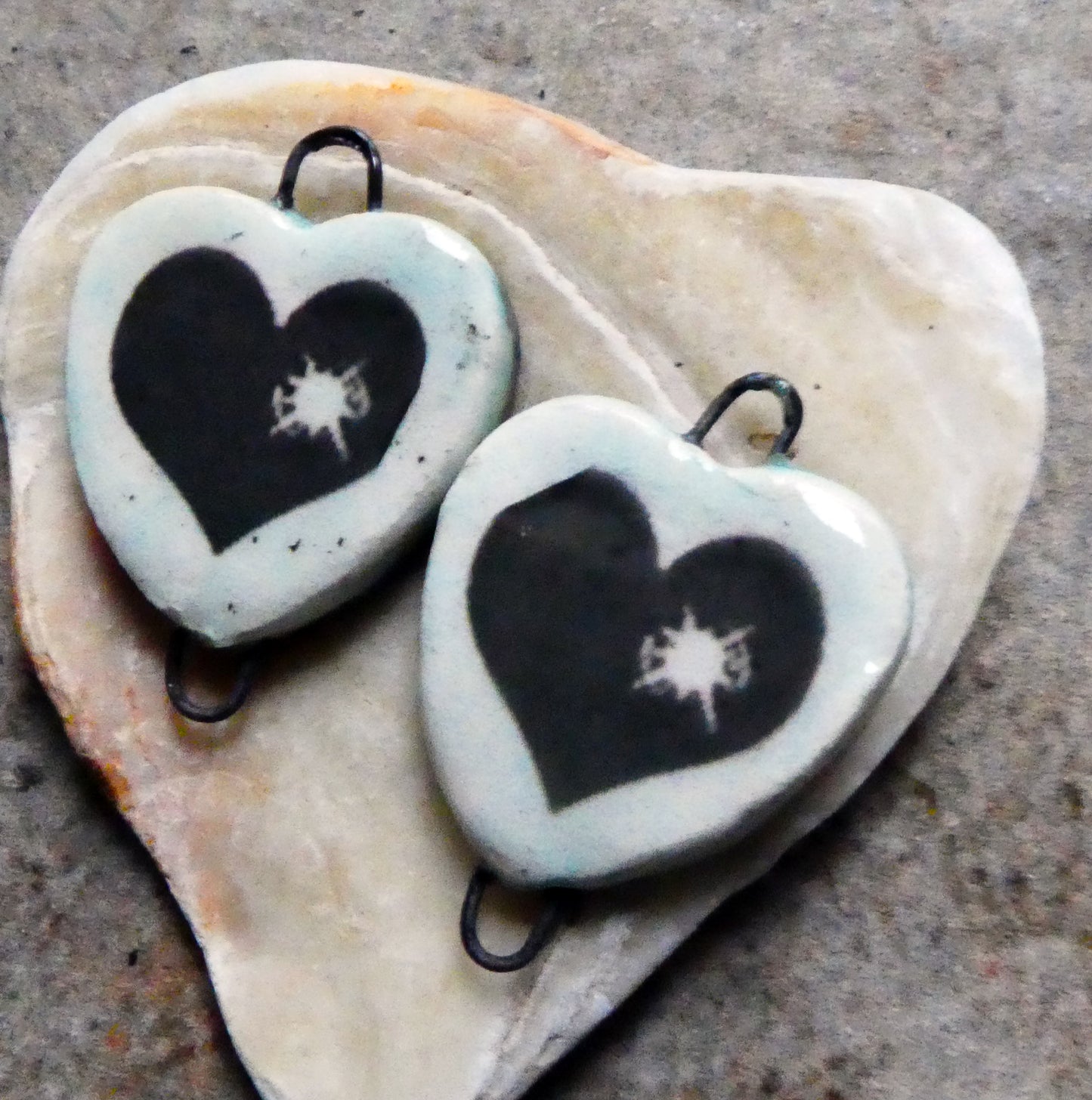 Ceramic Anti-Valentine Earring Connectors #2