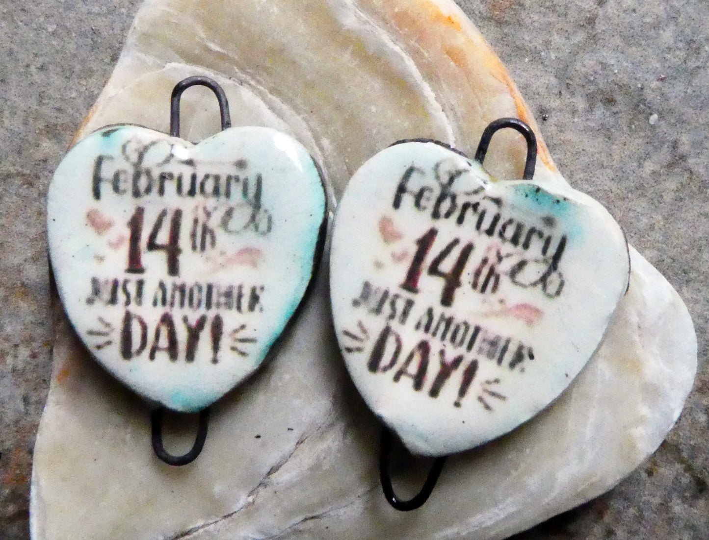 Ceramic Anti-Valentine Earring Connectors #10