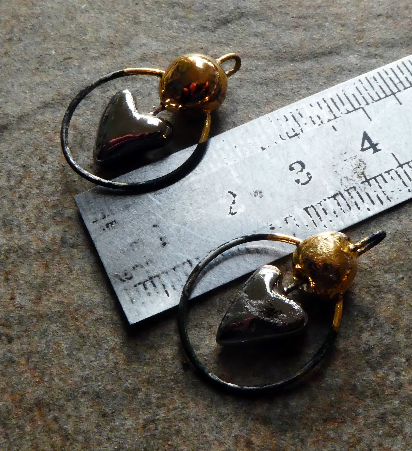 Ceramic Hoopy Heart and Bobble Connectors - Gold and Platinum
