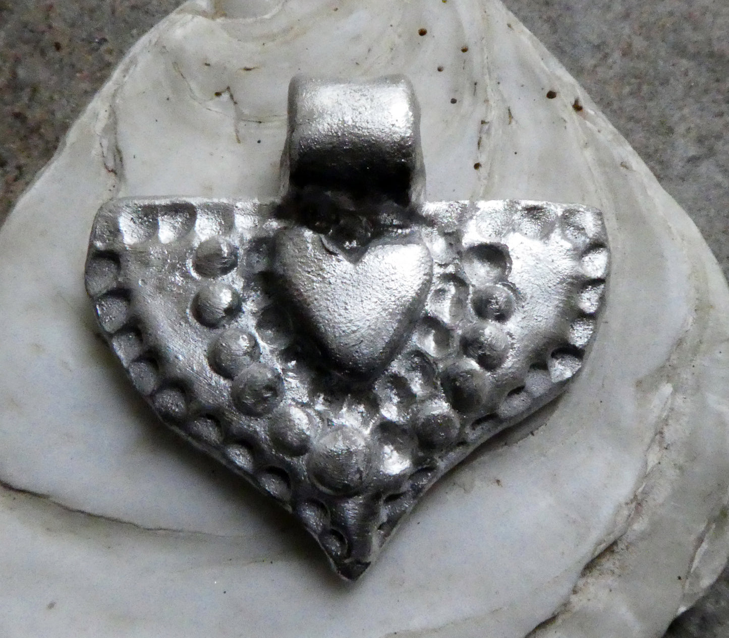 Ceramic Moulded Heart Pendant