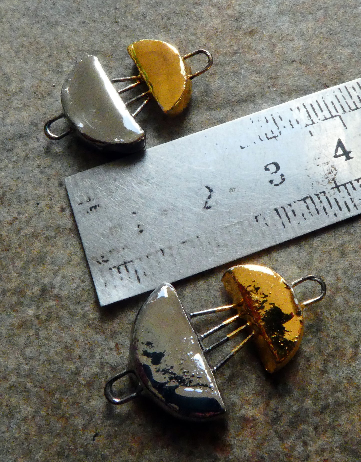 Ceramic Half Disc Connectors -Gold and Platinum