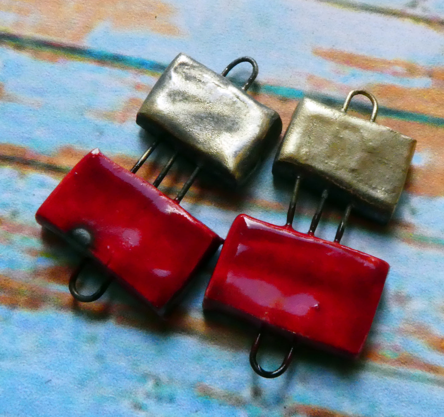 Ceramic Double Rectangle Connectors -Red
